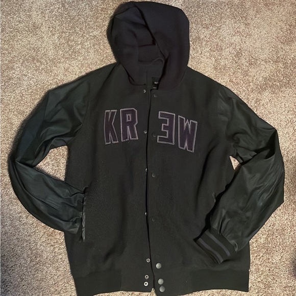 Men's Jacket - Picture 1 of 2